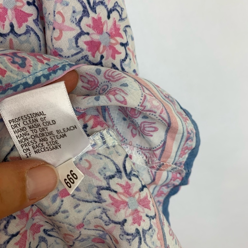 Adrienne Vittadini Floral Blouse Size 1X - Picture 6 of 7